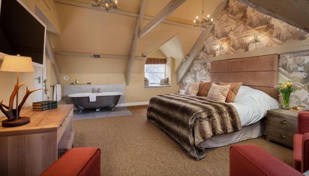 Mill End Hotel Чагфорд Екстериор снимка